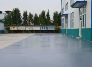 德州彩色路面喷涂翻新的材料对冬季